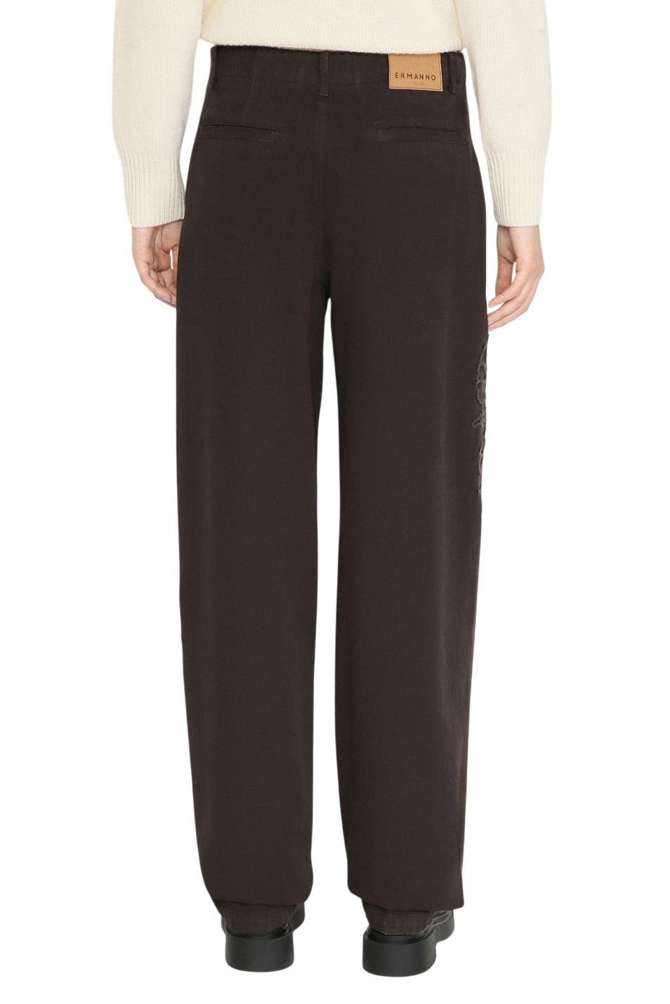 Женский Ermanno Firenze Брюки из денима с вышивкой (цвет ), артикул D47EP009APEJ2 | Фото 5