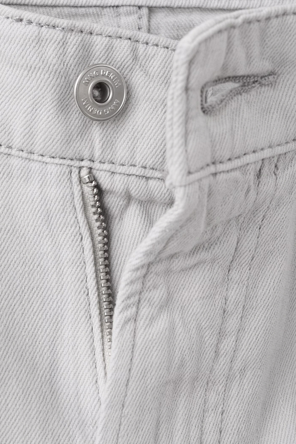 Мужской Mango Man Джинсы LORI однотонные (цвет ), артикул 27075983 | Фото 4