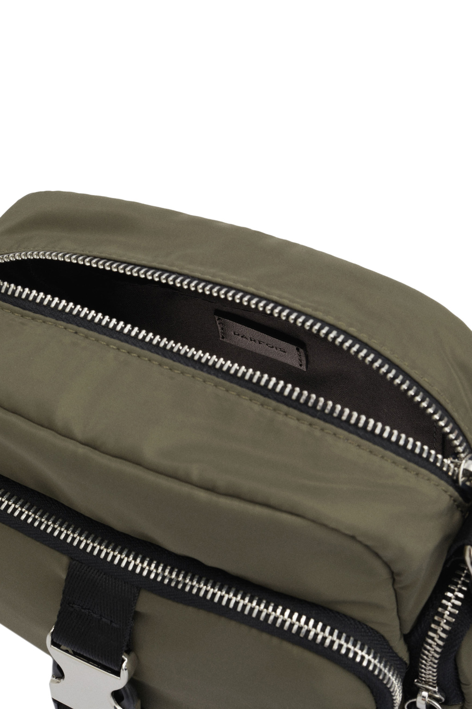 Parfois Нейлоновая сумка через плечо с внешними карманами (цвет ), артикул 188549 | Фото 4