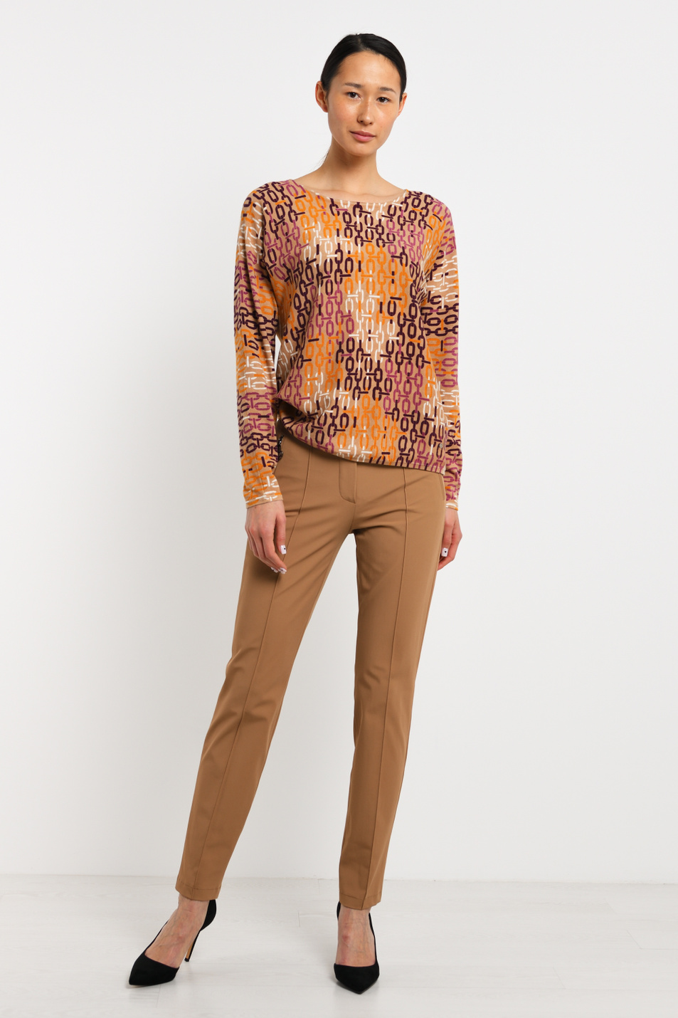 Женский Gerry Weber Брюки из смесового хлопка с эластичным поясом (цвет ), артикул 220035-38172 | Фото 2