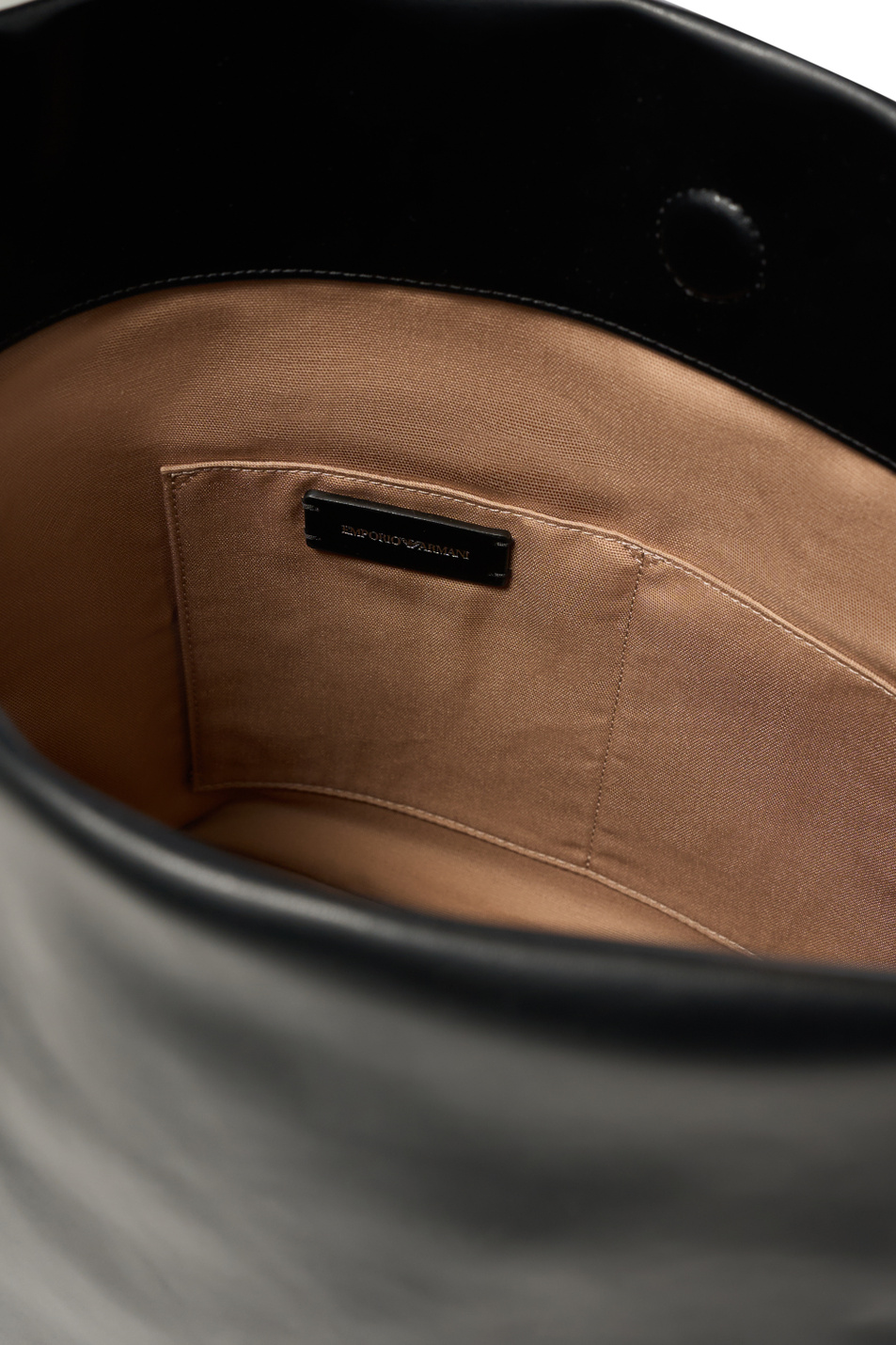 Женский Emporio Armani Сумка-ведро из натуральной кожи (цвет ), артикул EW004751-AF13383 | Фото 5