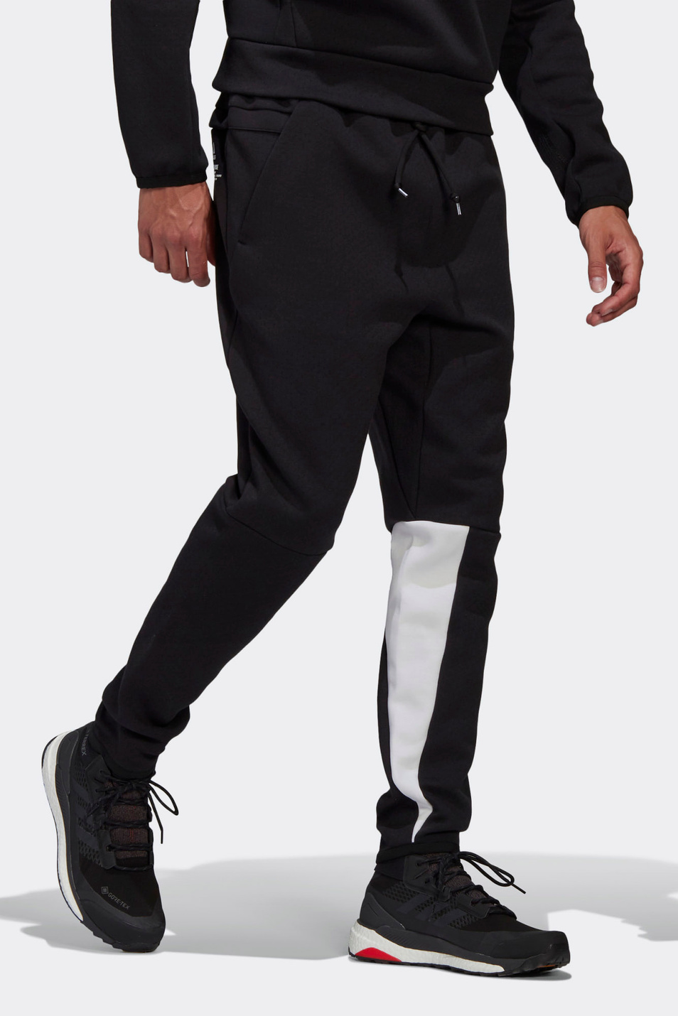 Мужской Adidas Брюки спортивные (цвет ), артикул GM6545 | Фото 2