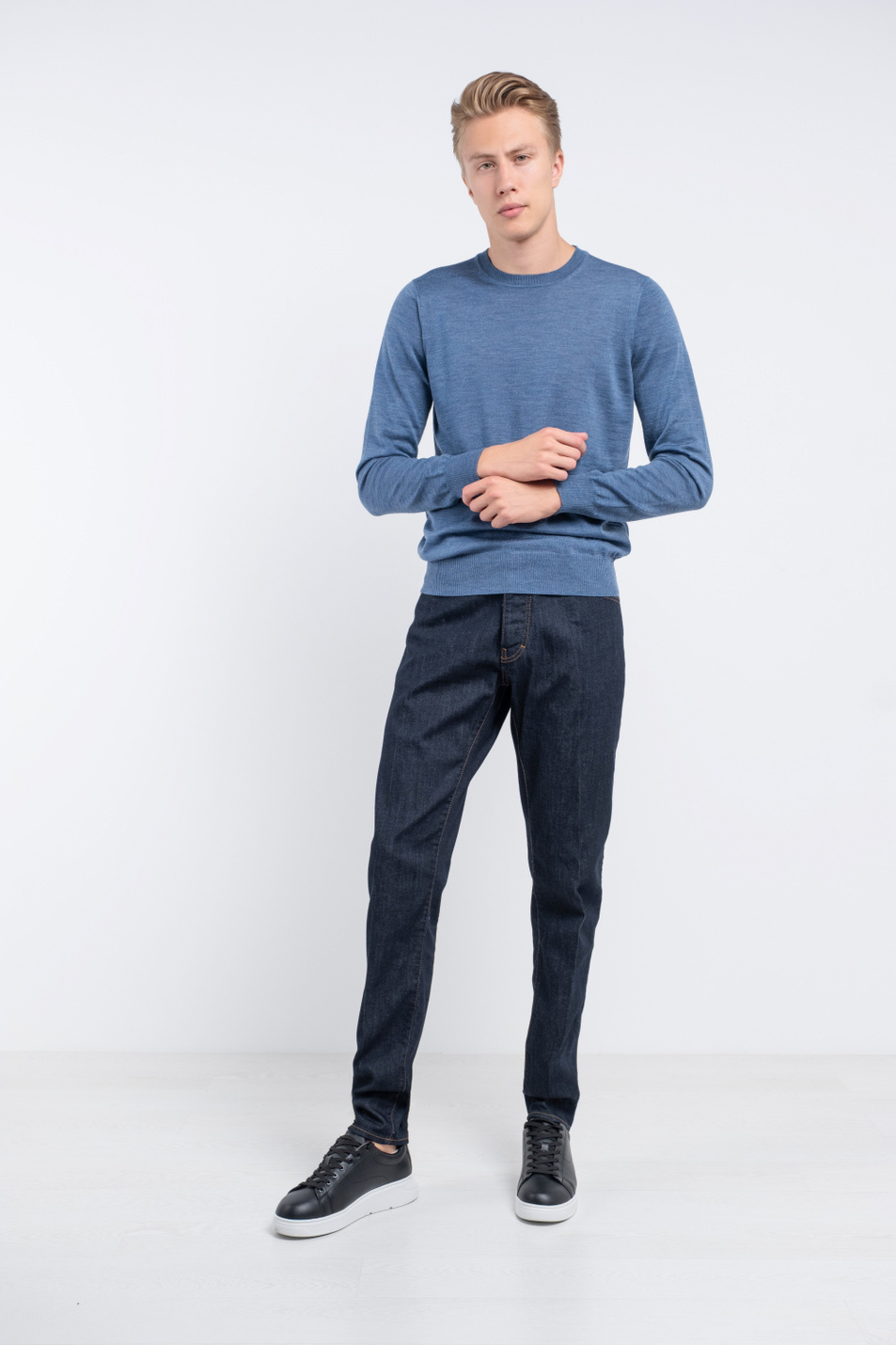 Мужской Emporio Armani Джинсы зауженного кроя (цвет ), артикул 6H1J09-1DM2Z | Фото 2