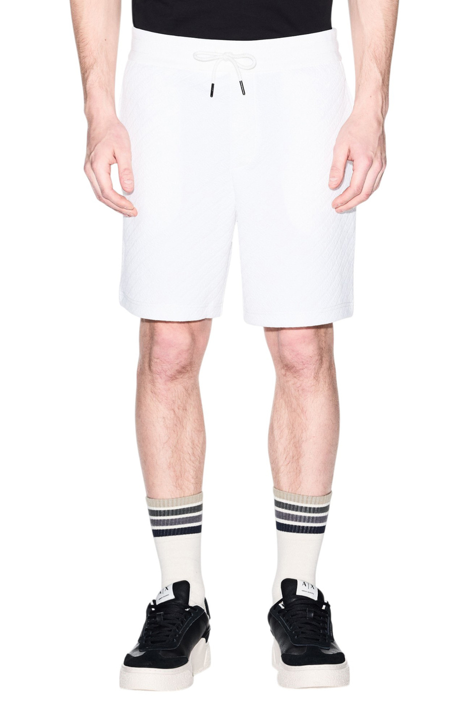 Мужской Armani Exchange Шорты однотонные (цвет ), артикул XM002345-AF21862 | Фото 3
