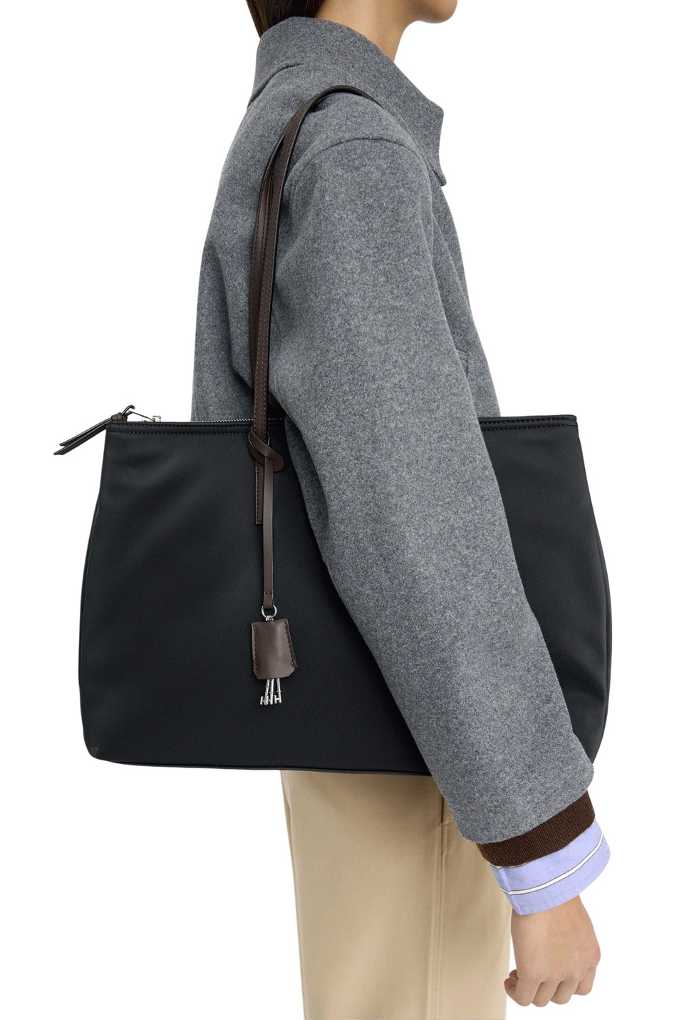 Женский Parfois Сумка для ноутбука с нейлоновым эффектом (цвет ), артикул 242321 | Фото 5