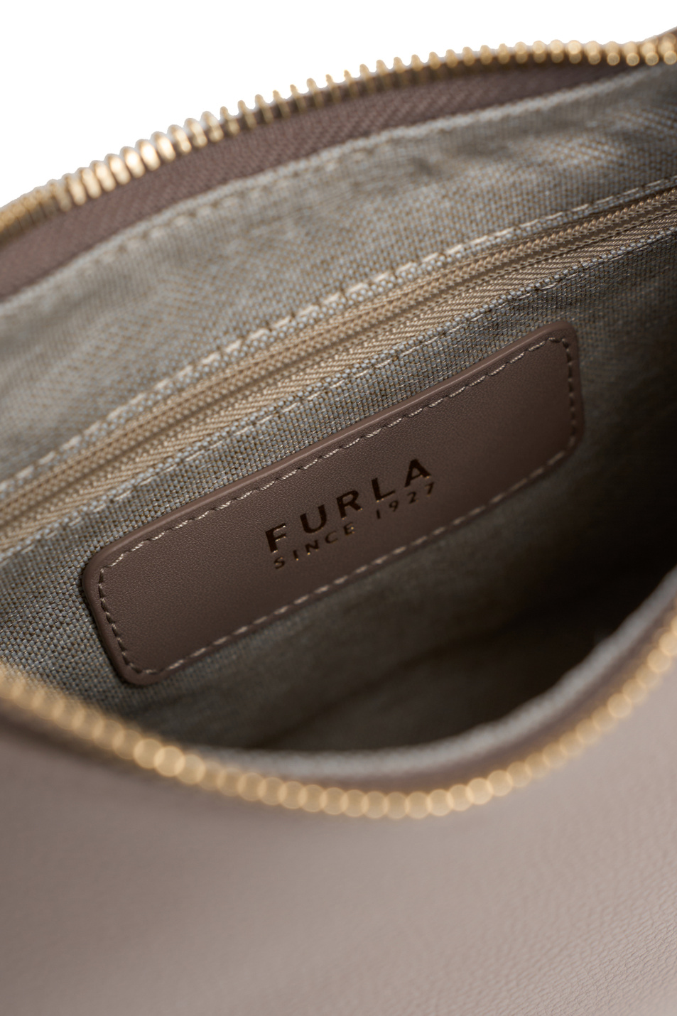 Женский Furla Сумка GOCCIA S из натуральной кожи (цвет ), артикул WB01500-BX3353 | Фото 3