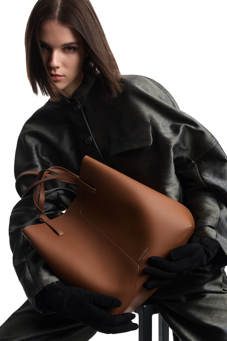 Женский Emporio Armani Сумка-шопер из натуральной кожи (цвет ), артикул EW005668-AF29459 | Фото 9