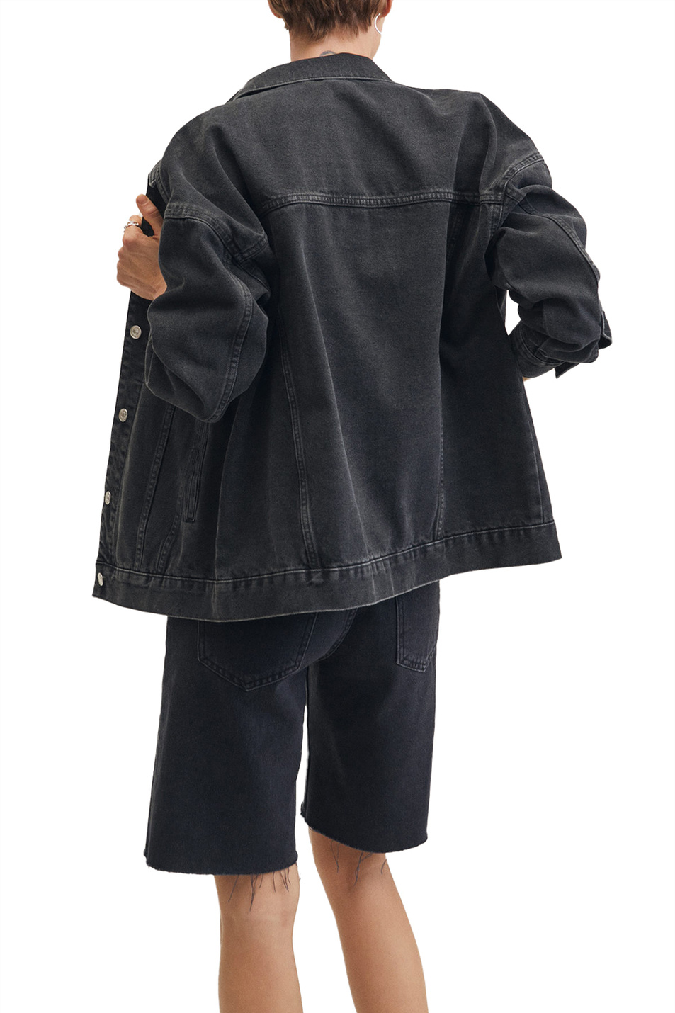 Женский Mango Джинсовая куртка DAFNE оверсайз (цвет ), артикул 27075792 | Фото 4