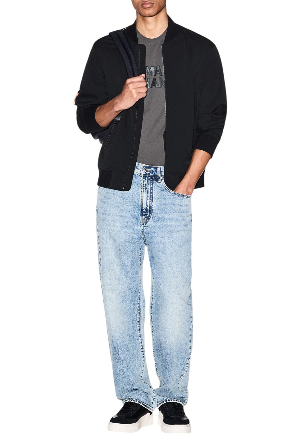 Мужской Armani Exchange Бомбер однотонный (цвет ), артикул XM002874-AF25462 | Фото 2