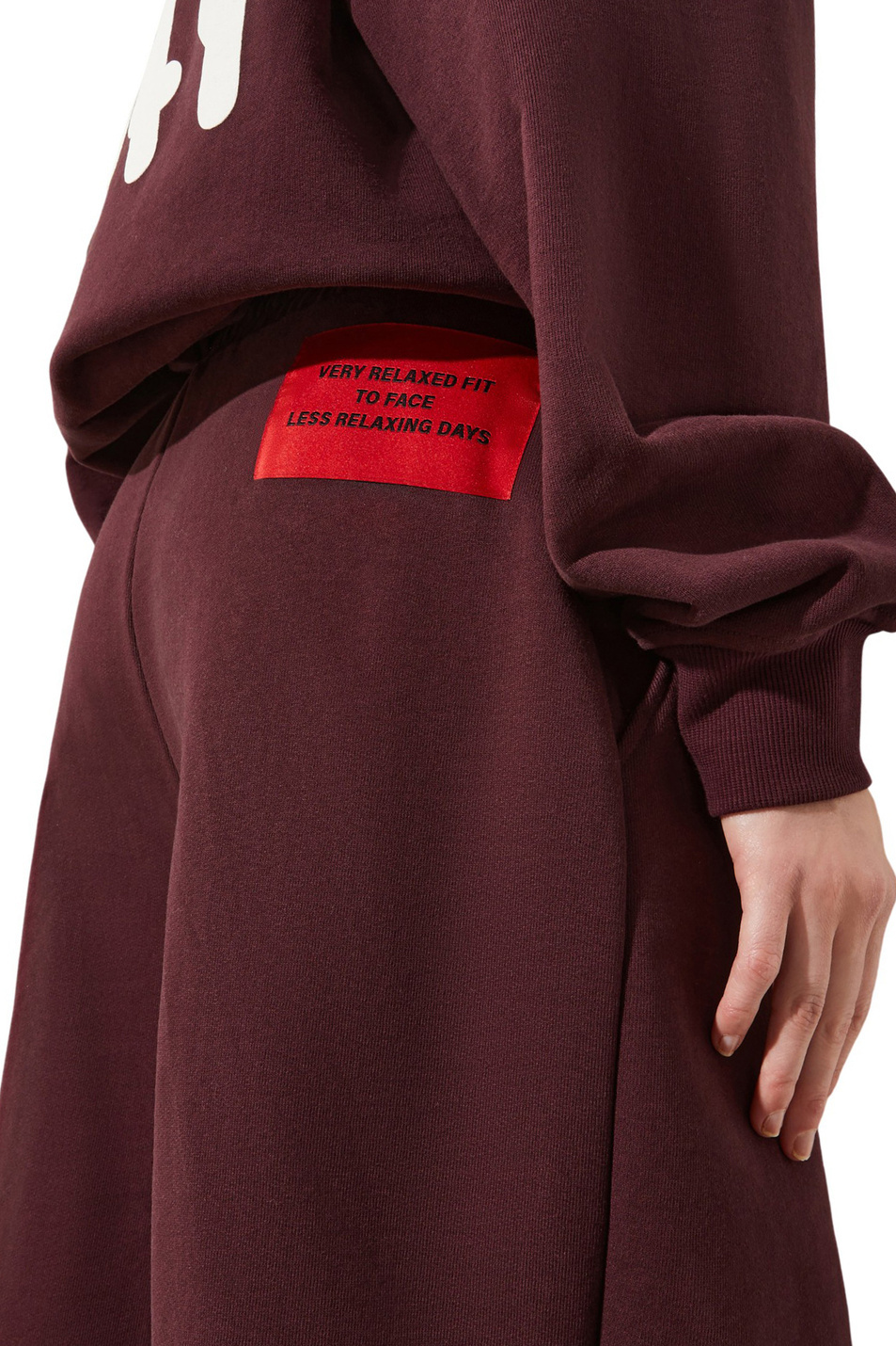 Брюки-джоггеры RELAXINGDAYS из хлопка|Основной цвет:Бордовый Женский MAX&Co. Брюки-джоггеры RELAXINGDAYS из хлопка (цвет ), артикул 2528786012 | Фото 4