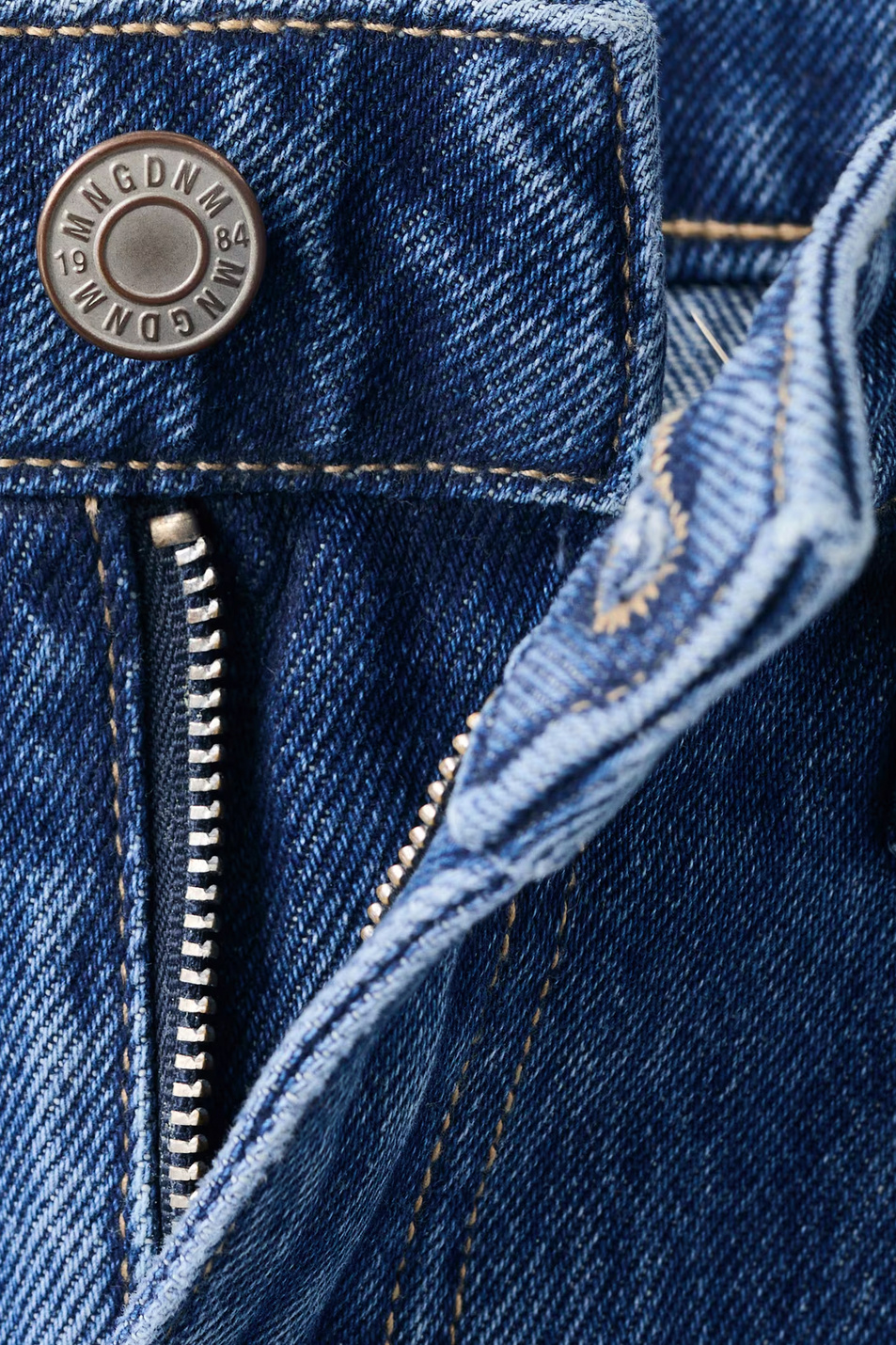 Женский Mango Джинсы BET с высокой посадкой (цвет ), артикул 27013339 | Фото 5