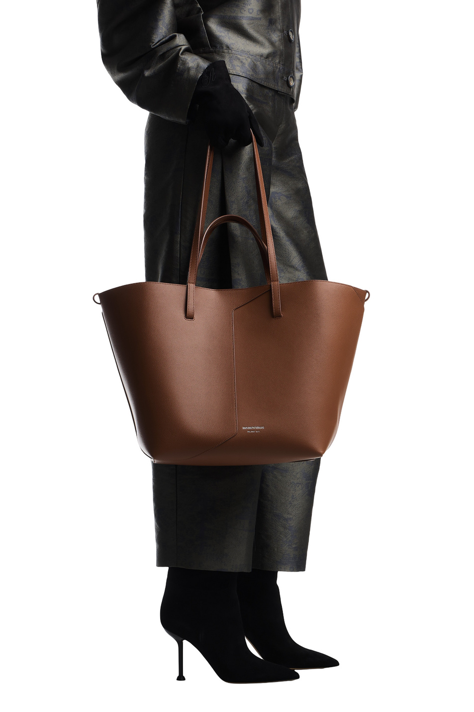 Женский Emporio Armani Сумка-шопер из натуральной кожи (цвет ), артикул EW005668-AF29459 | Фото 8