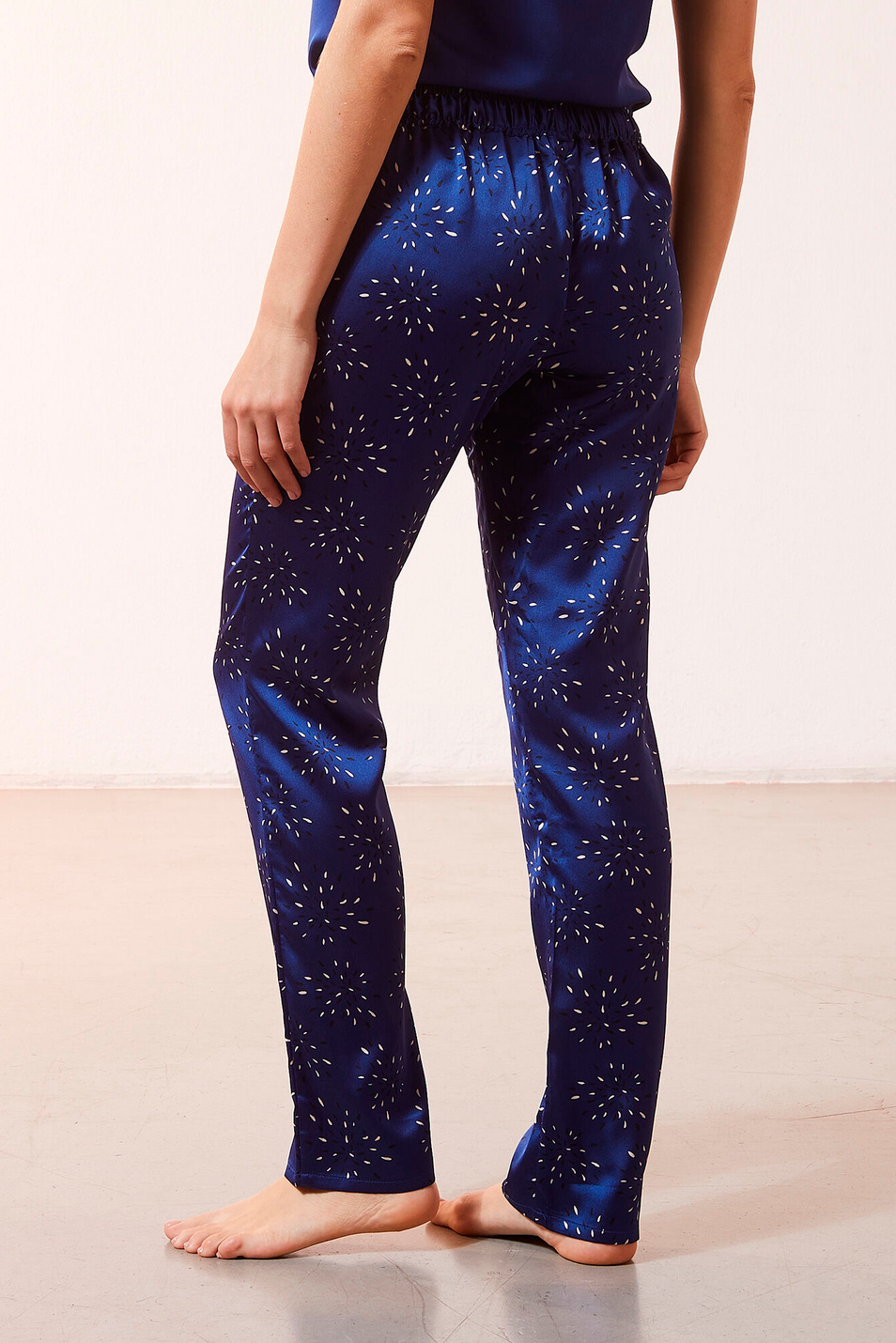 Etam Атласные брюки LILOUE с принтом (цвет ), артикул 6520483 | Фото 3