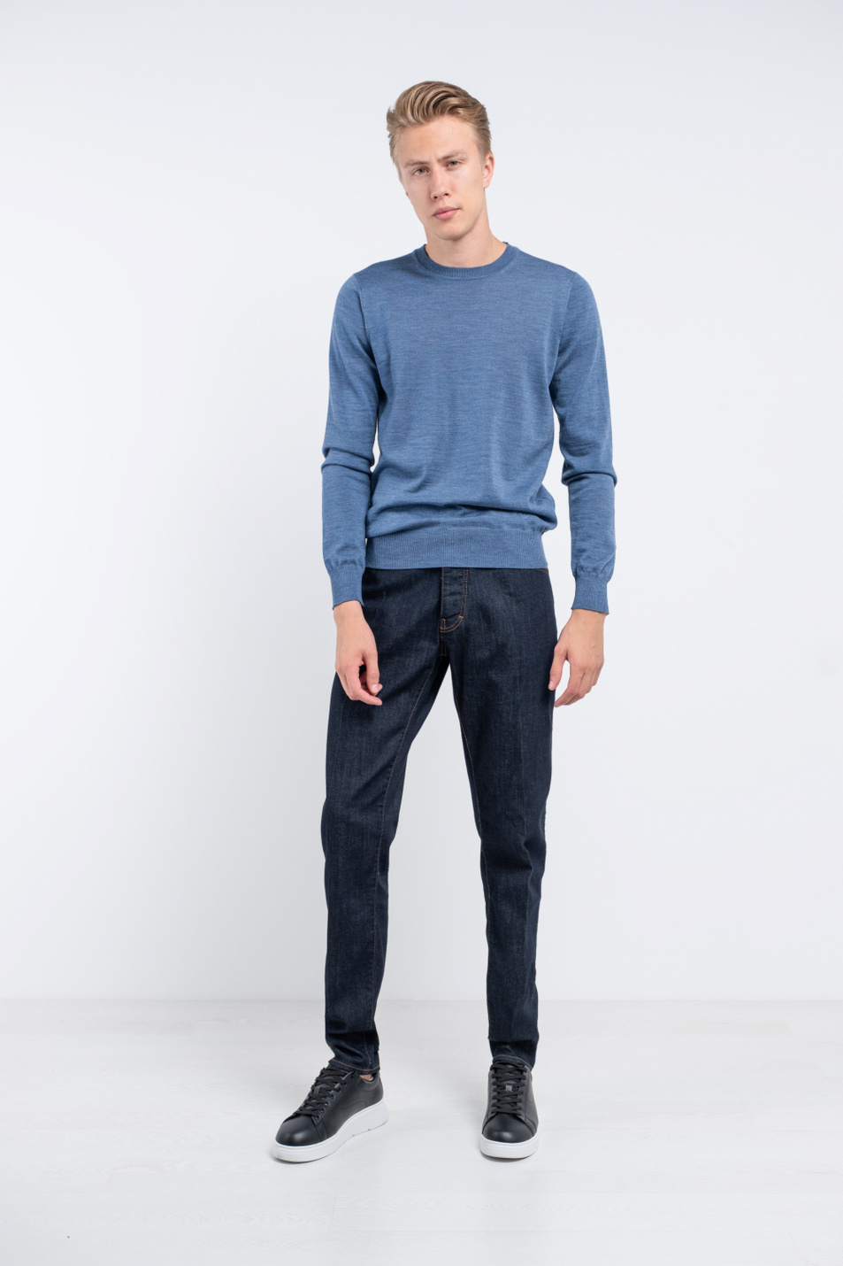 Мужской Emporio Armani Джинсы зауженного кроя (цвет ), артикул 6H1J09-1DM2Z | Фото 4