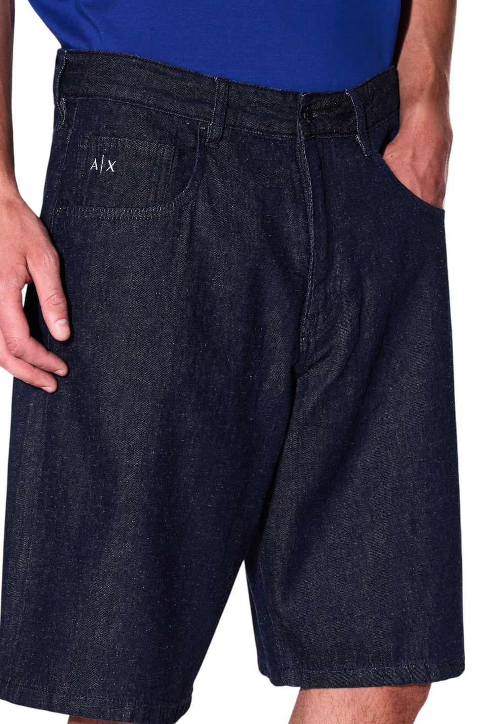 Мужской Armani Exchange Шорты джинсовые из смесового хлопка (цвет ), артикул XM000658-AF13077 | Фото 5