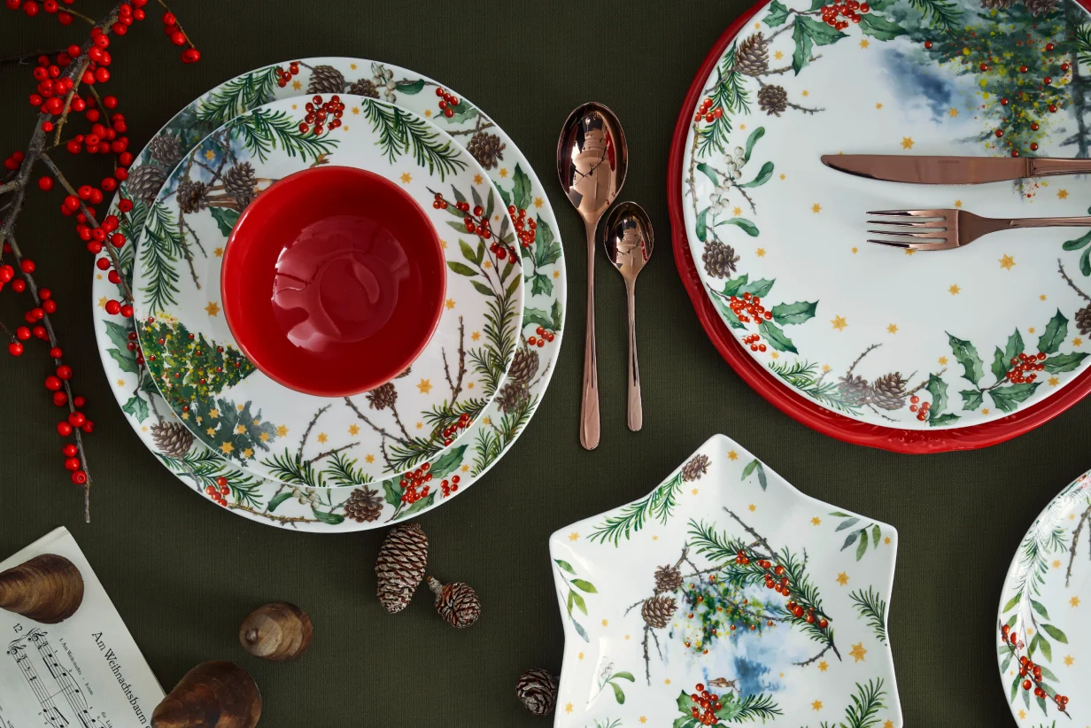 Новогоднее волшебство на вашем столе: Коллекции посуды от HUTSCHENREUTHER