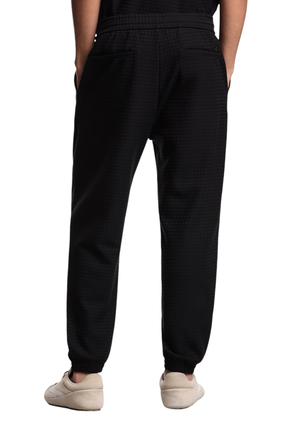 Мужской Emporio Armani Брюки-джоггеры однотонные (цвет ), артикул EM003443-AF13700 | Фото 4