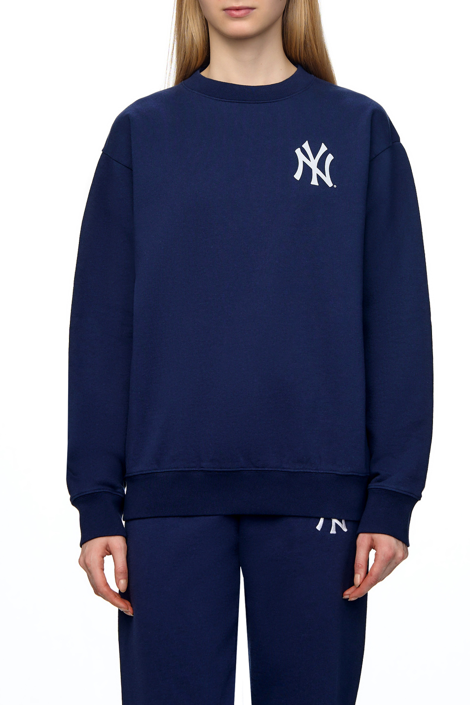 Женский Sporty & Rich Свитшот Yankees Serif Crewneck из хлопка (цвет ), артикул ST071505635BL32 | Фото 3