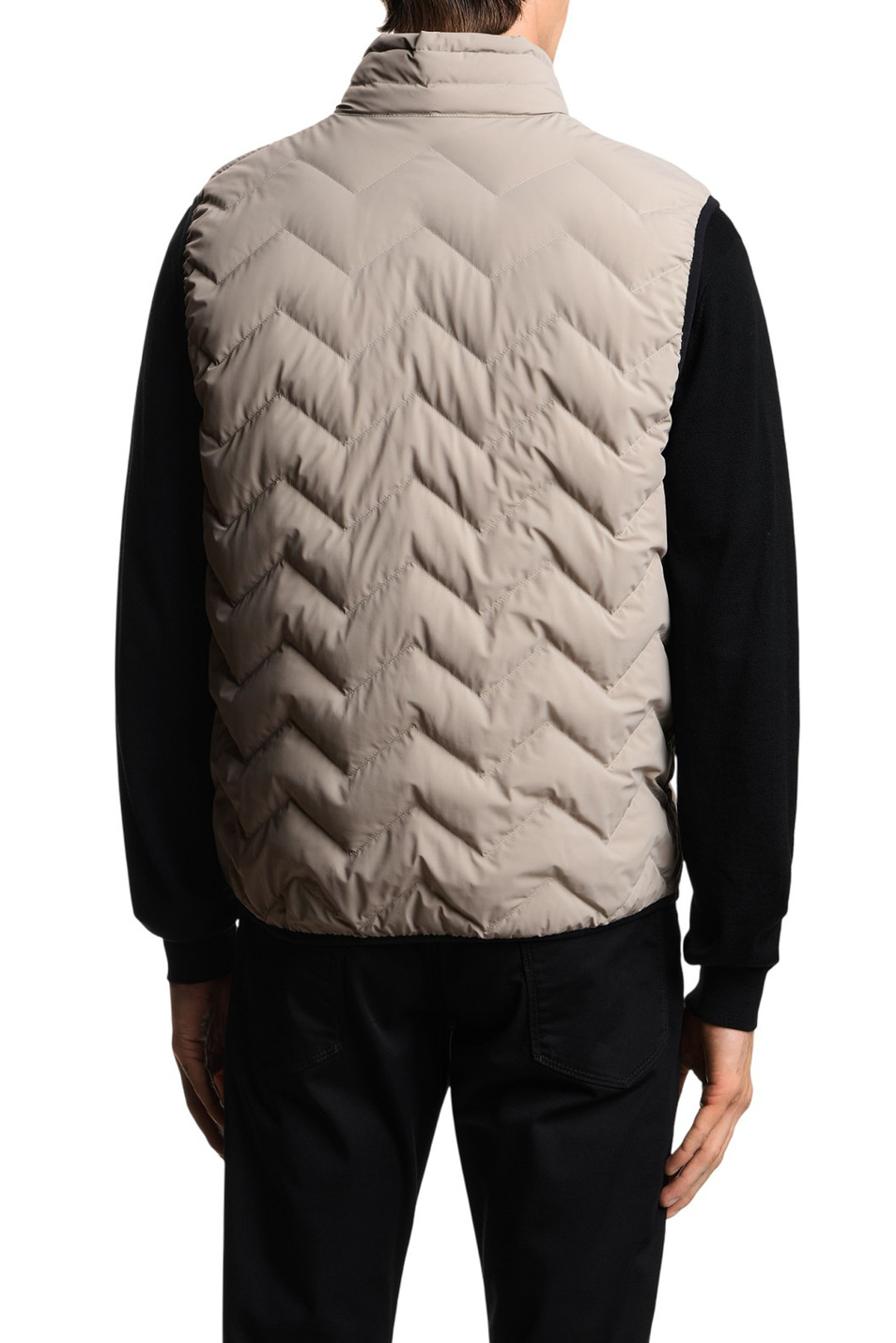 Мужской Emporio Armani Жилет стеганый с пуховым наполнителем (цвет ), артикул EM004946-AF18499 | Фото 4