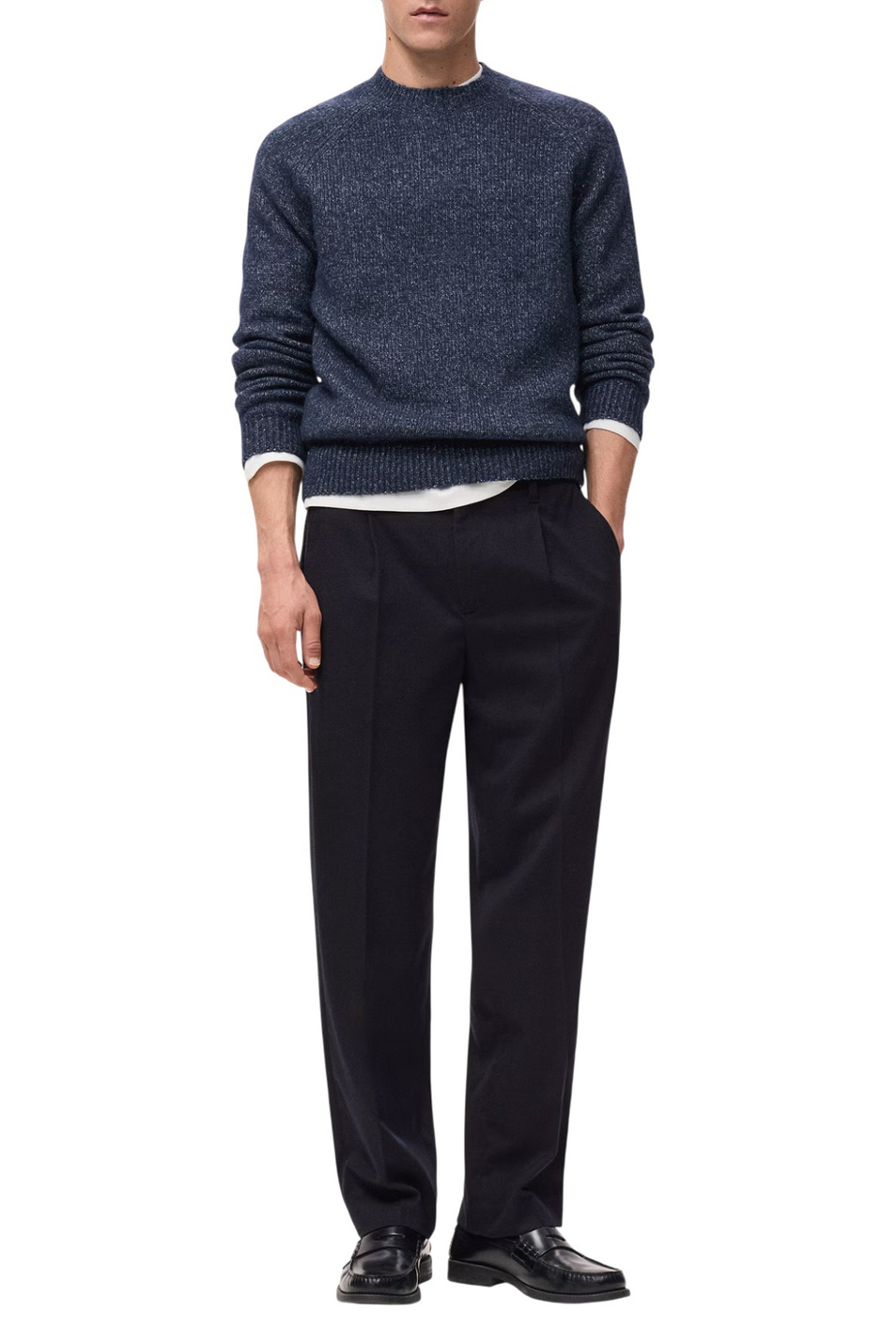 Брюки PIEDRA прямого кроя со складками|Основной цвет:Синий Мужской Mango Man Брюки PIEDRA прямого кроя со складками (цвет ), артикул 17017888 | Фото 2