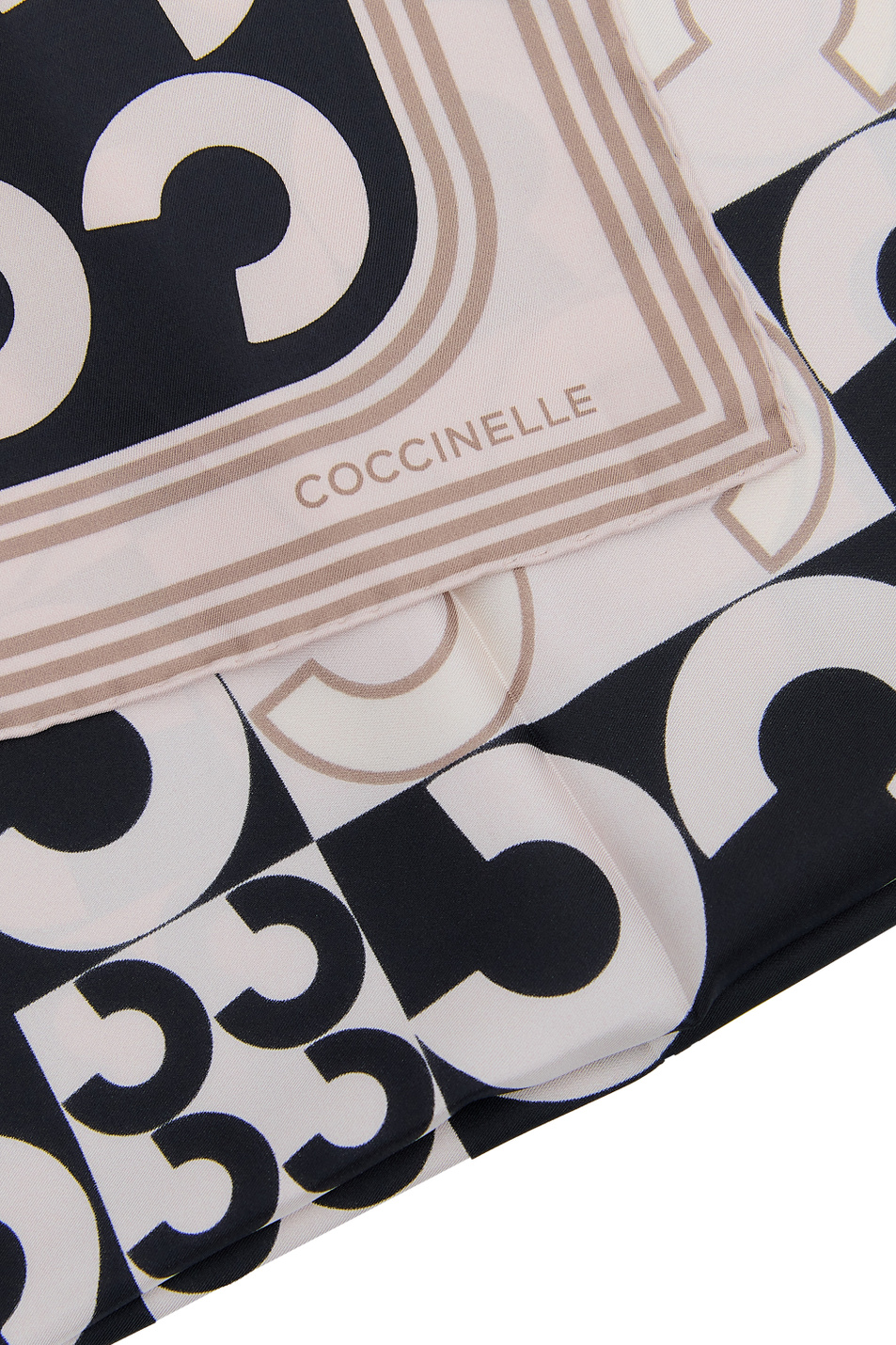 Coccinelle Шелковый платок (цвет ), артикул E7IY1380301 | Фото 2