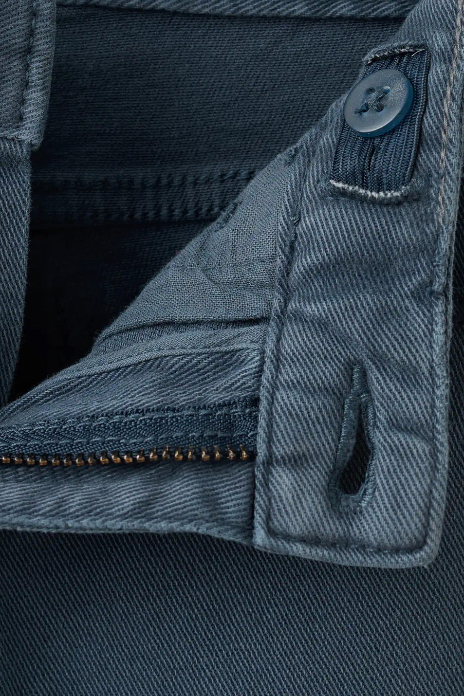 Мальчикам Mango Kids Брюки PERU из эластичного хлопка (цвет ), артикул 27091233 | Фото 4