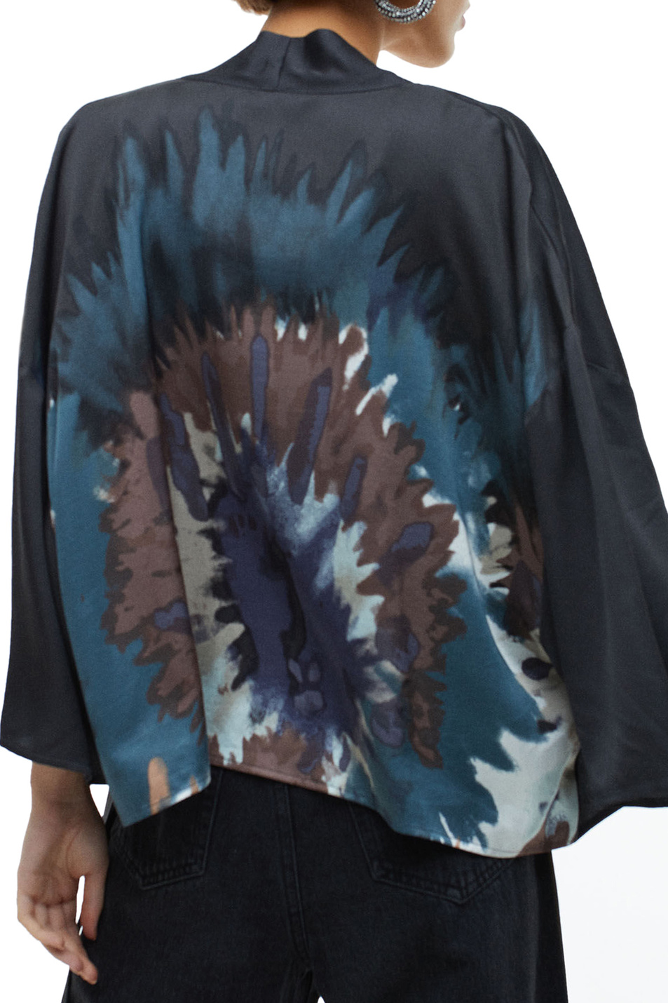 Parfois Атласная блузка в стиле кимоно (цвет ), артикул 192809 | Фото 4