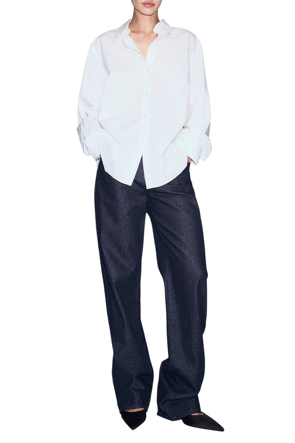 Женский Mango Джинсы CARRIE из хлопка (цвет ), артикул 17067797 | Фото 2