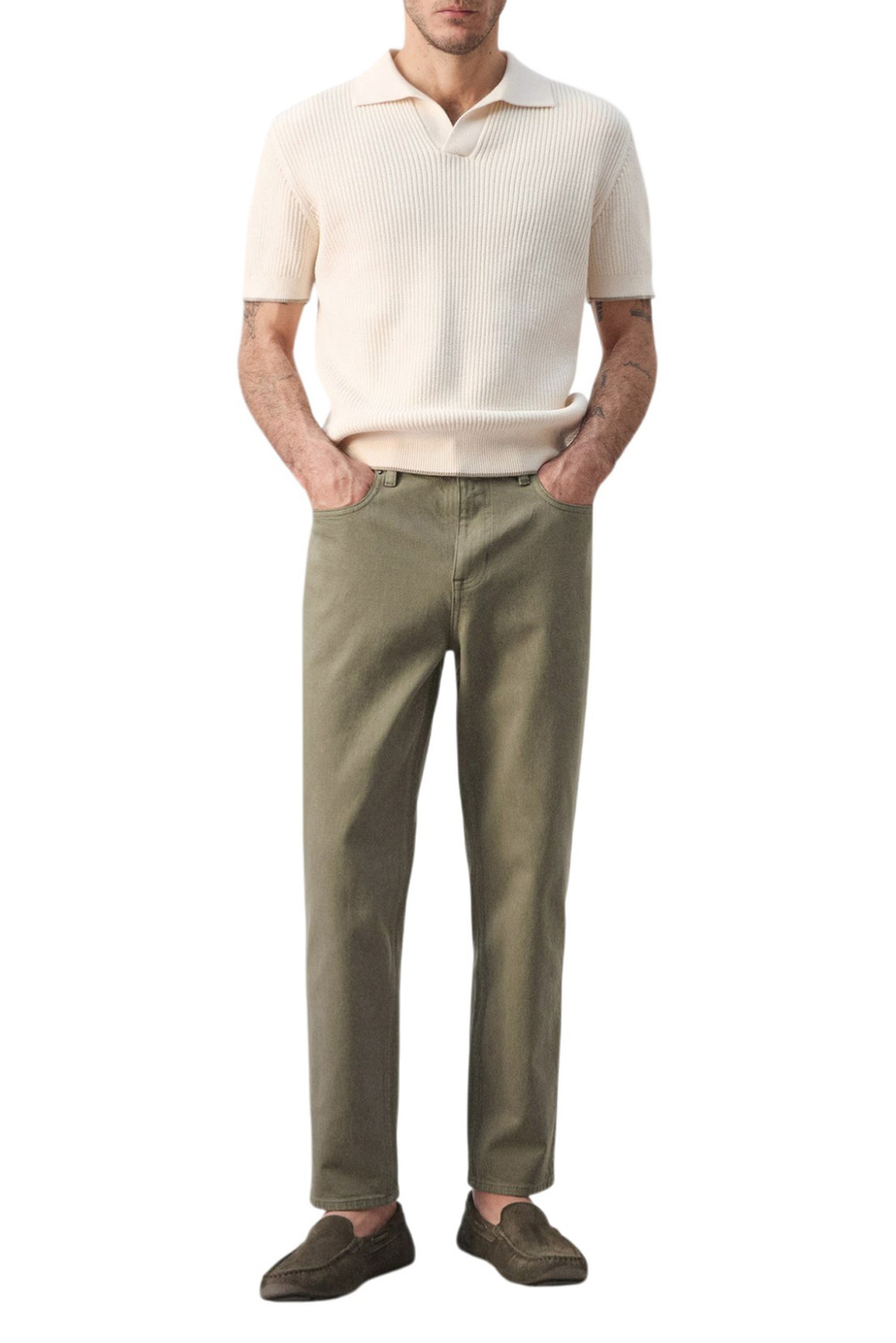 Мужской Mango Man Джинсы BENC однотонные (цвет ), артикул 27075940 | Фото 2