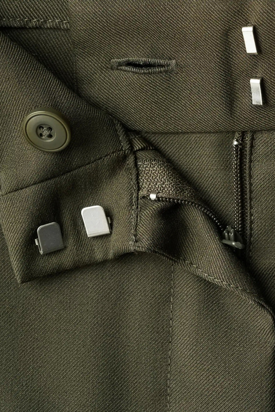 Женский Mango Брюки NASA со складками (цвет ), артикул 17077901 | Фото 4