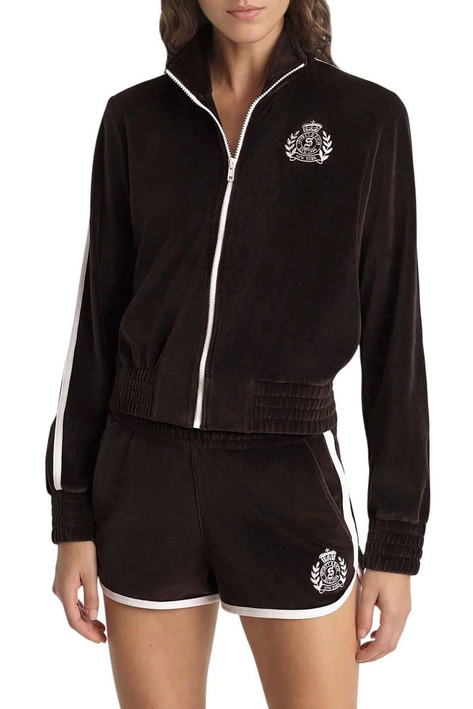 Женский Sporty & Rich Шорты NY Crest из велюра (цвет ), артикул SH04865243BR03 | Фото 3