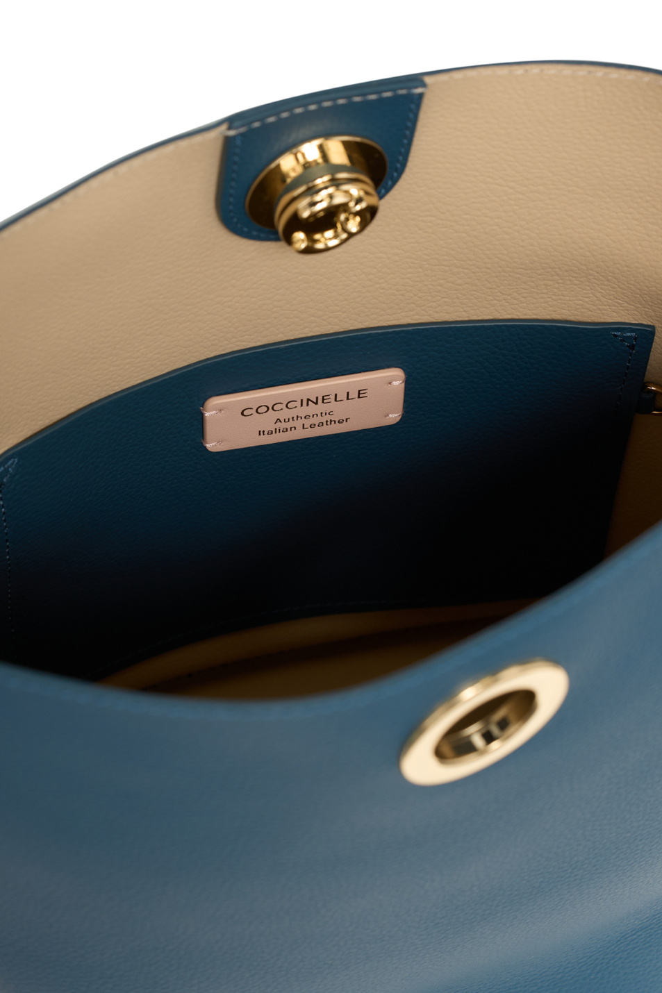 Женский Coccinelle Сумка NIKLA из натуральной кожи (цвет ), артикул E1TOA230101 | Фото 5