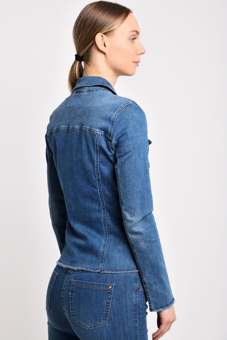 Женский Gerry Weber Джинсовая куртка (цвет ), артикул 150409-66860 | Фото 4