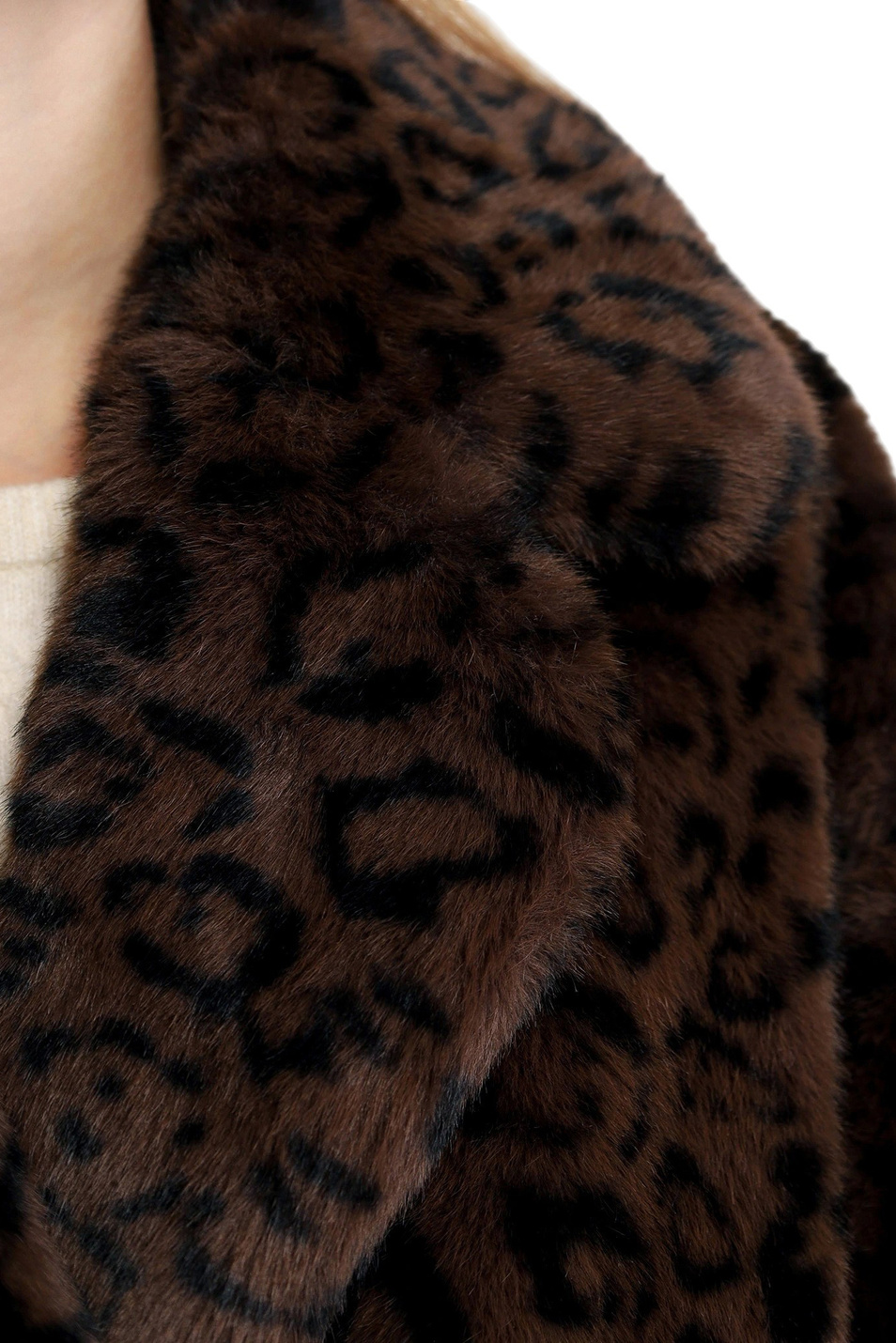 Полушубок с леопардовым принтом|Основной цвет:Коричневый Женский Gerry Weber Полушубок с леопардовым принтом (цвет ), артикул 250069-61046 | Фото 7