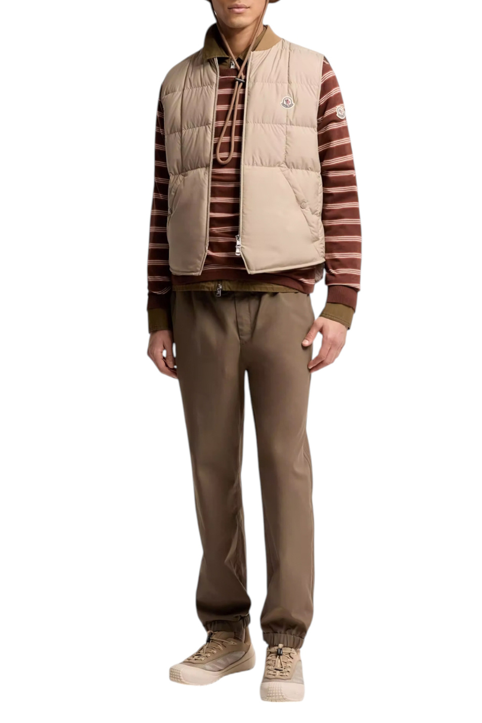 Мужской Moncler Жилет ELBERTON с пуховым наполнителем (цвет ), артикул L10911A00149-597YW | Фото 2