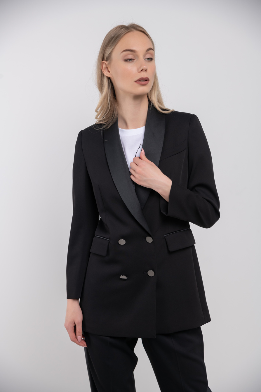 MAX&Co. ❤ женский двубортный пиджак под смокинг со скидкой 55%, черный цвет, размер , цена 599.99 BYN MAX&Co. ❤ женский двубортный пиджак под смокинг со скидкой 55%, черный цвет, размер , цена 599.99 BYN