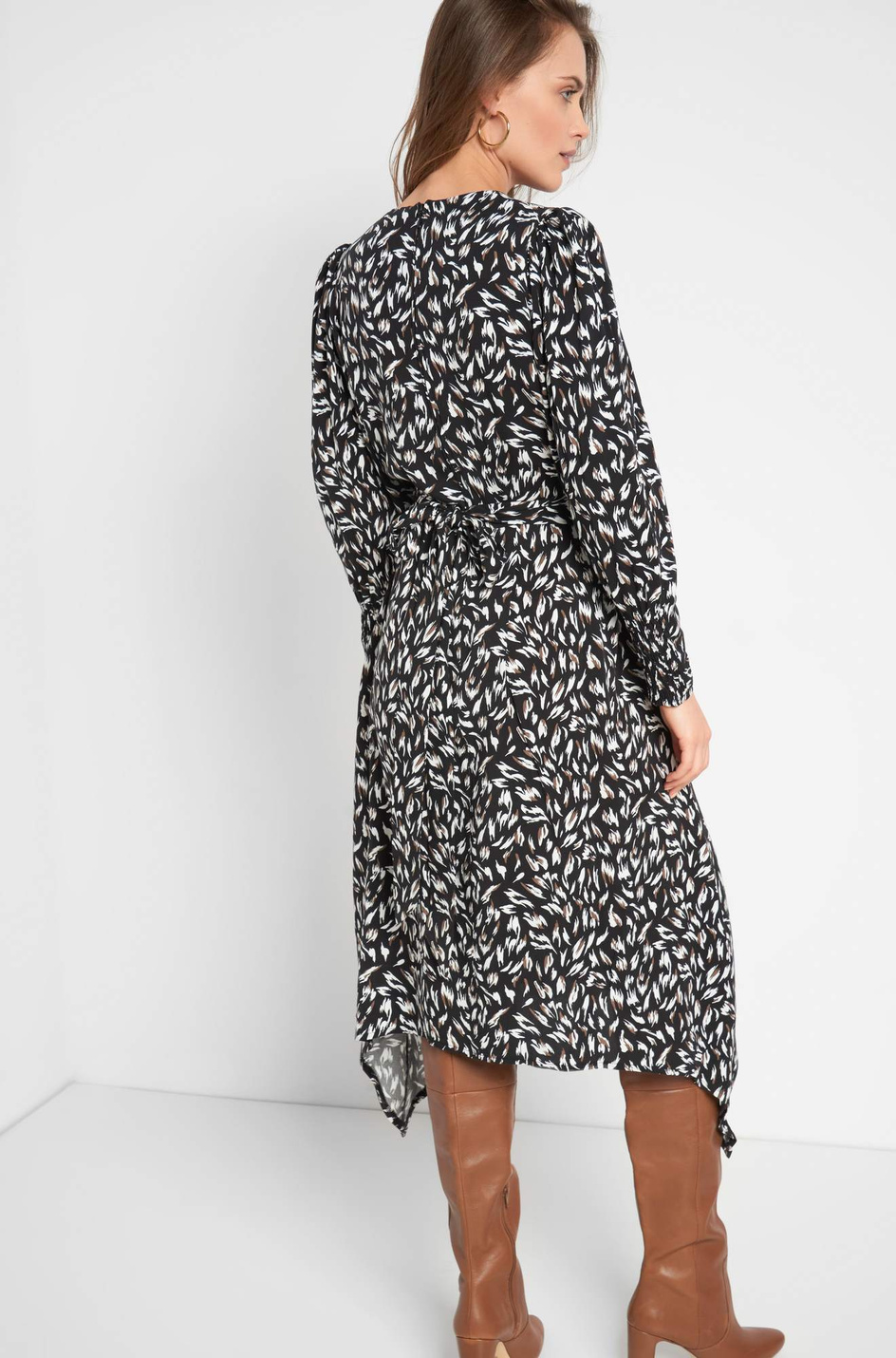 Orsay Платье с асимметричной линией низа (цвет ), артикул 471539 | Фото 4