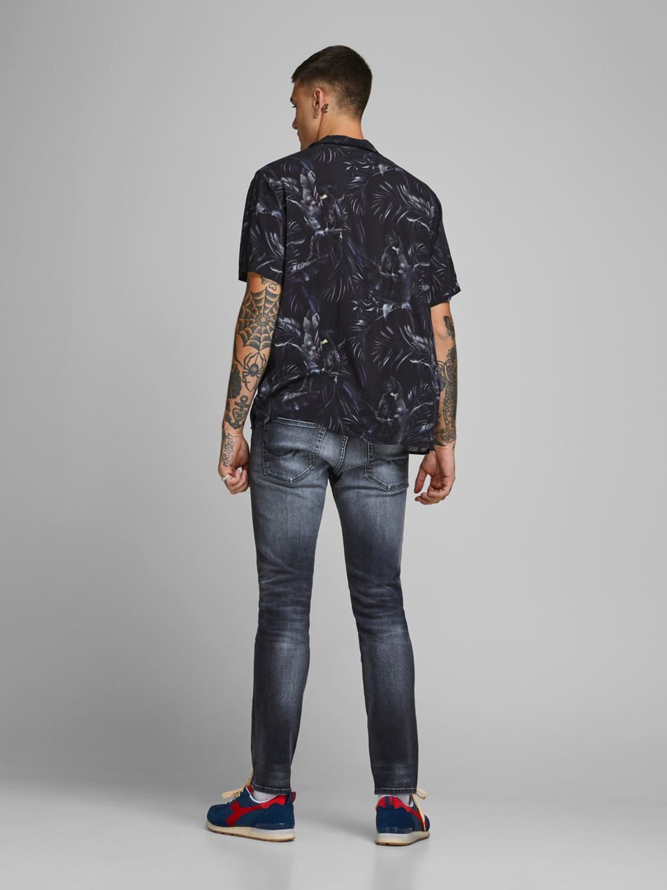 Мужской Jack & Jones Рубашка JORJERRY SHIRT SS BLK (цвет ), артикул 12170842 | Фото 5