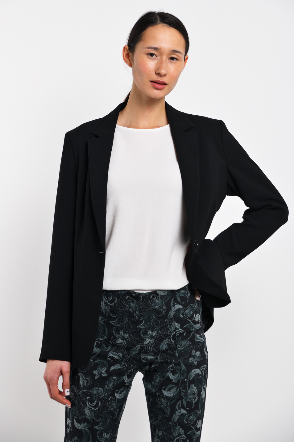 Женский Gerry Weber Пиджак с карманами и поясом (цвет ), артикул 230015-31242 | Фото 3