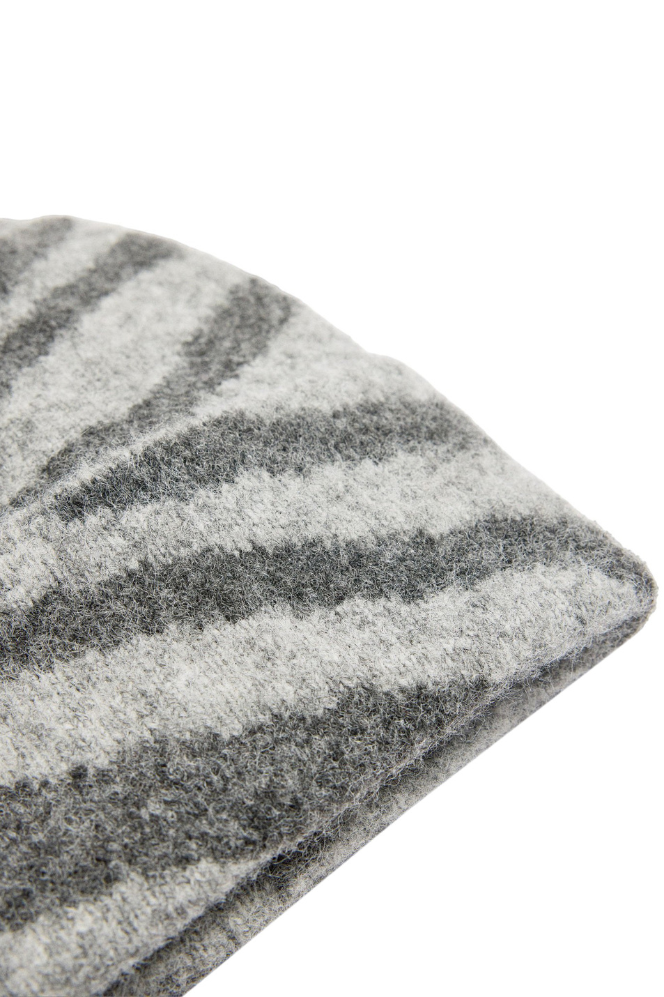 Шапка с анималистичным принтом|Основной цвет:Разноцветный Женский Parfois Шапка с анималистичным принтом (цвет ), артикул 240672 | Фото 3