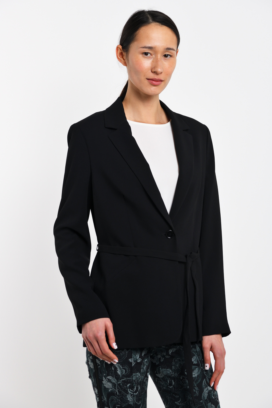 Женский Gerry Weber Пиджак с карманами и поясом (цвет ), артикул 230015-31242 | Фото 1