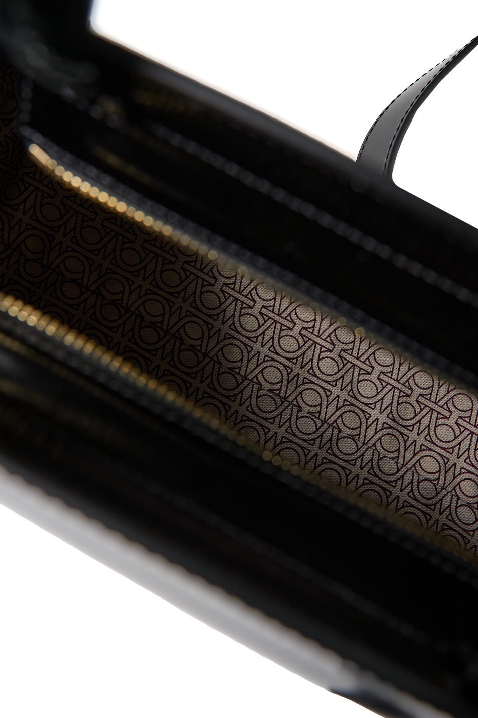 Женский Coccinelle Сумка KLICHE из натуральной кожи (цвет ), артикул E1RLC180201 | Фото 3