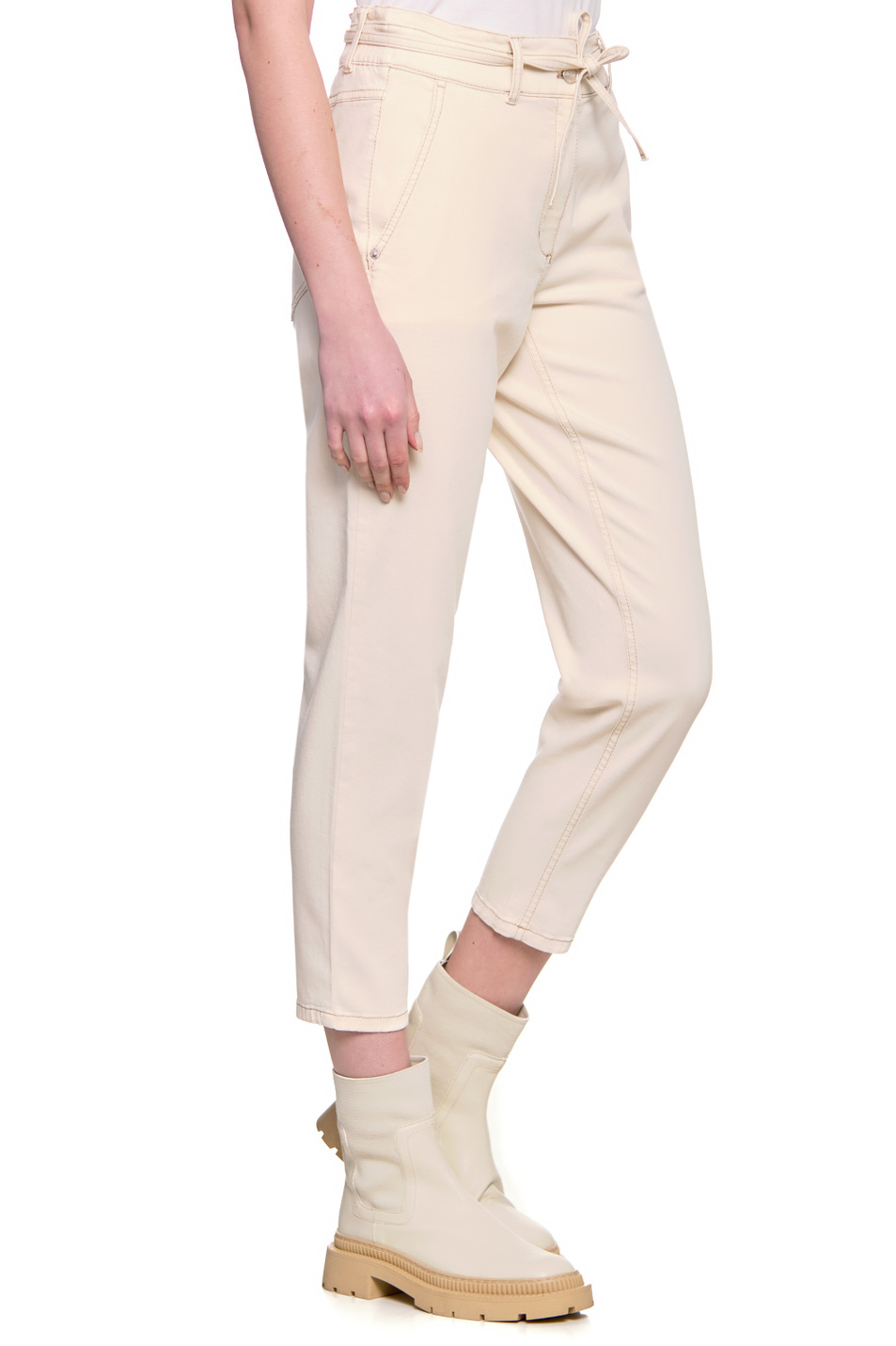 Женский Gerry Weber Джинсы Mom Fit с тонким шнурком (цвет ), артикул 622049-66833-Mom Fit | Фото 5