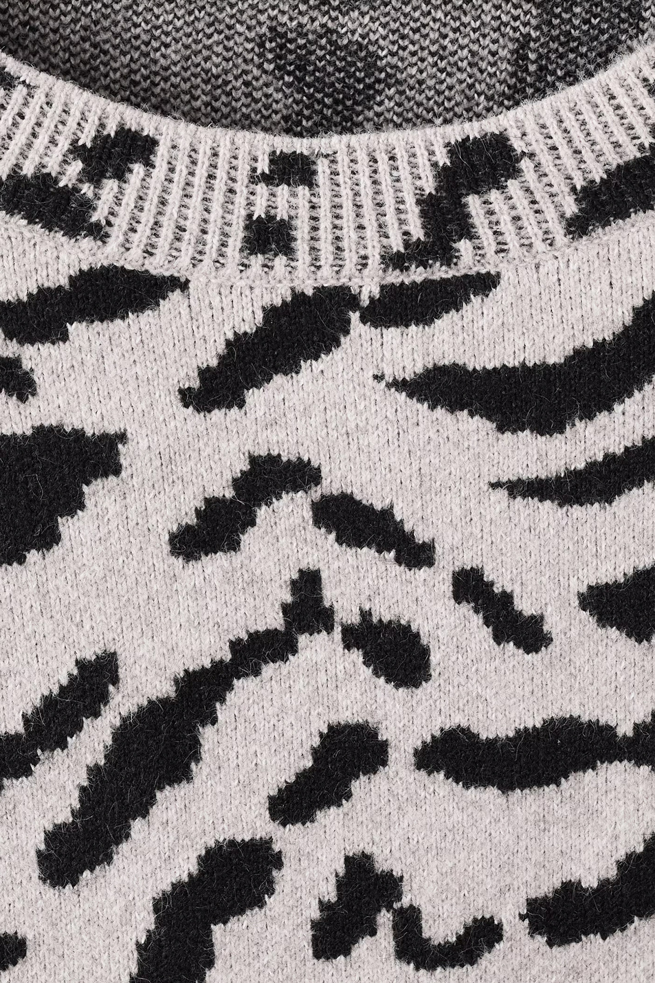 Женский Mango Джемпер FELINA с анималистичным принтом (цвет ), артикул 17016350 | Фото 5