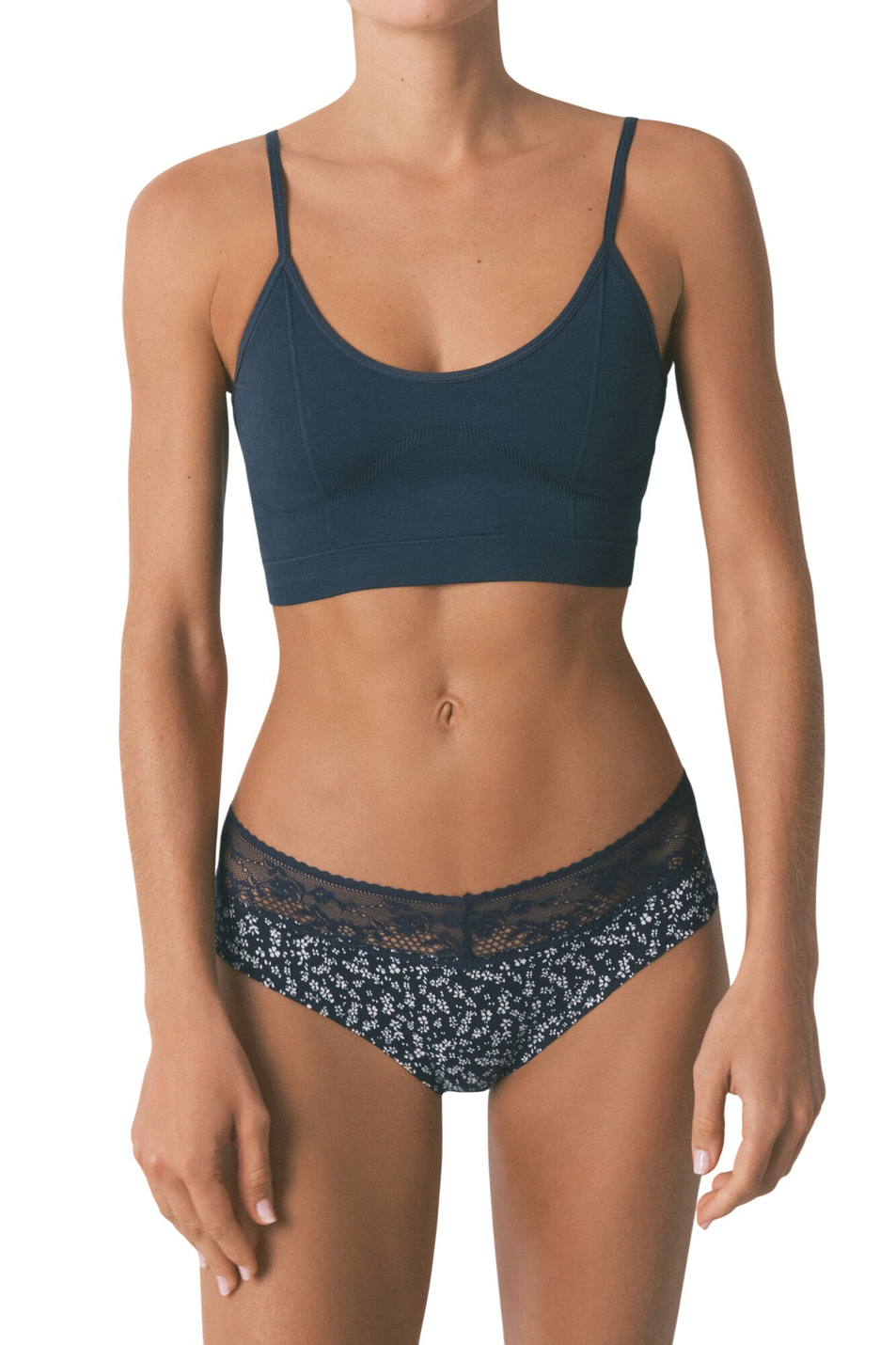 Женский Women'secret Трусы с цветочным принтом (цвет ), артикул 0873928 | Фото 1