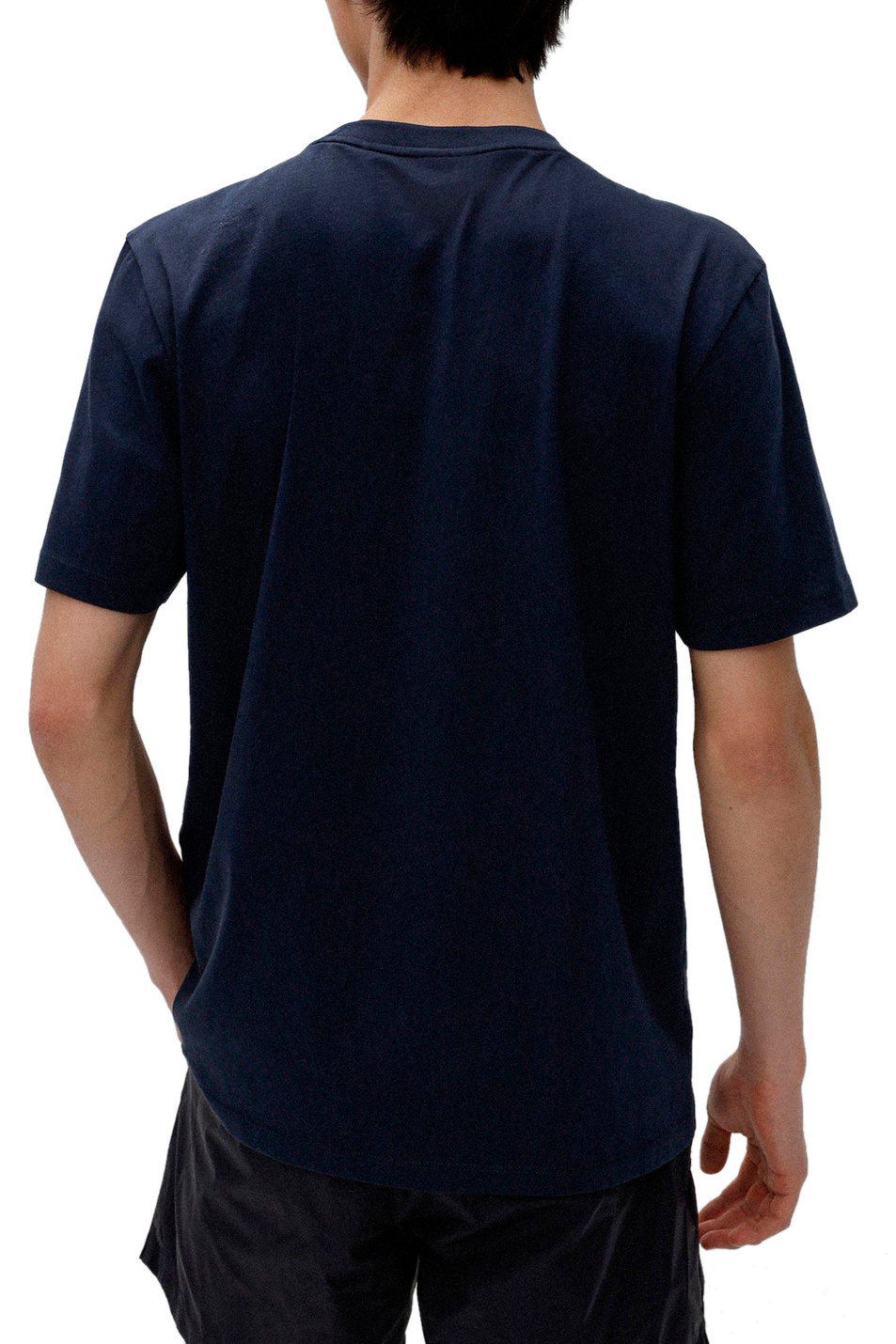 Мужской HUGO Футболка прямого кроя с лого (цвет ), артикул 50471672 | Фото 4