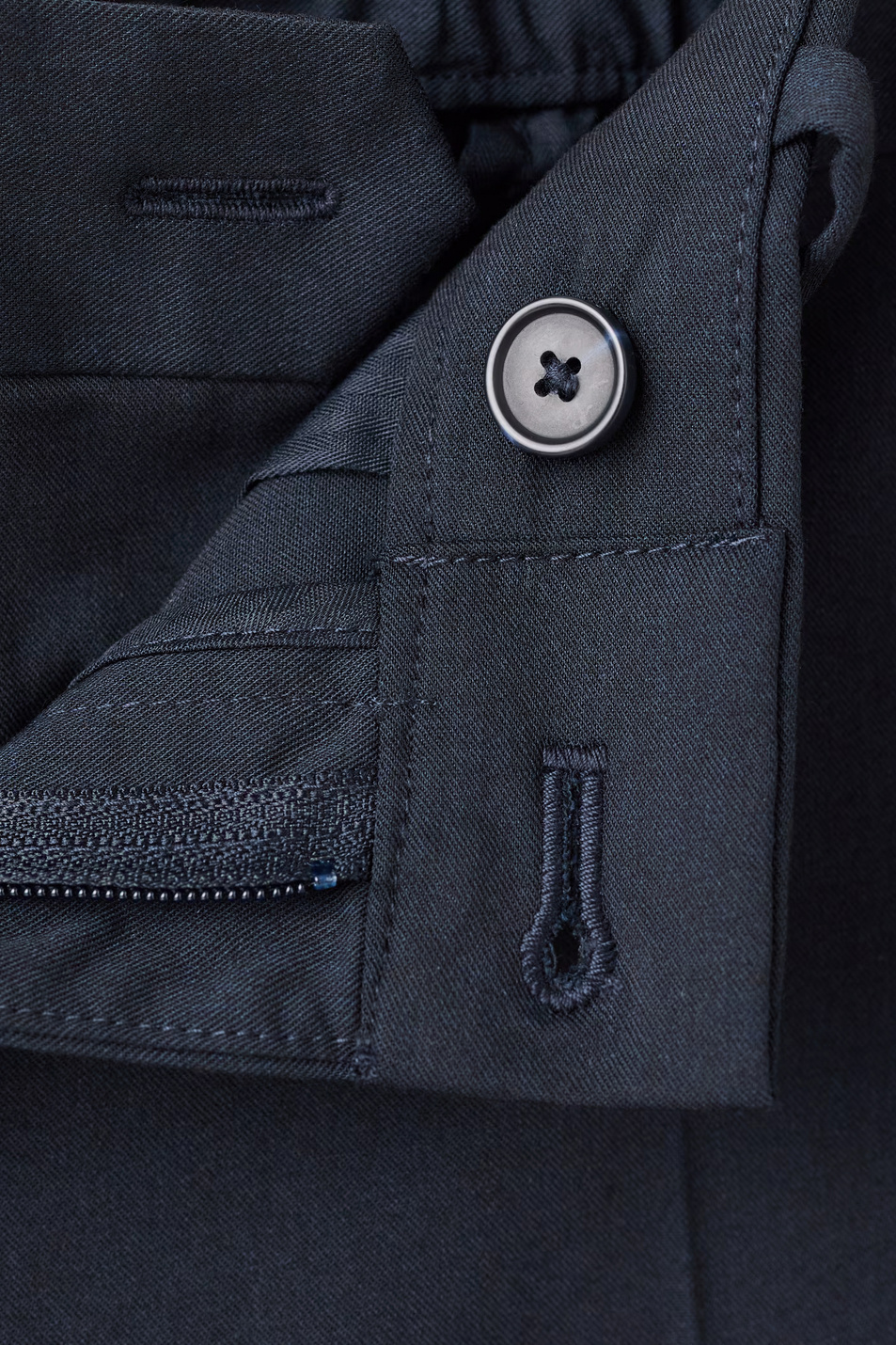 Мужской Mango Man Брюки BOLOGNA облегающего кроя (цвет ), артикул 27021190 | Фото 5