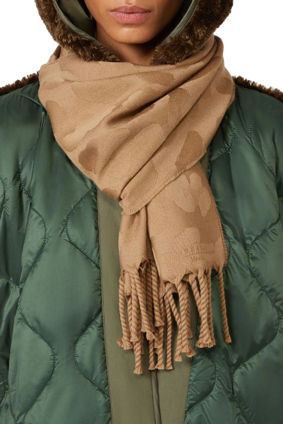 Женский Weekend Max Mara Шарф PAGGIO из шерсти (цвет ), артикул 2615541044 | Фото 3