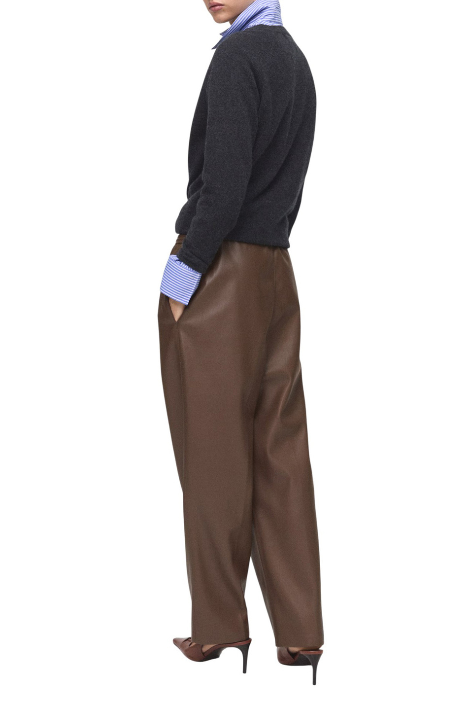 Женский Mango Брюки APPLE из искусственной кожи (цвет ), артикул 17075974 | Фото 4