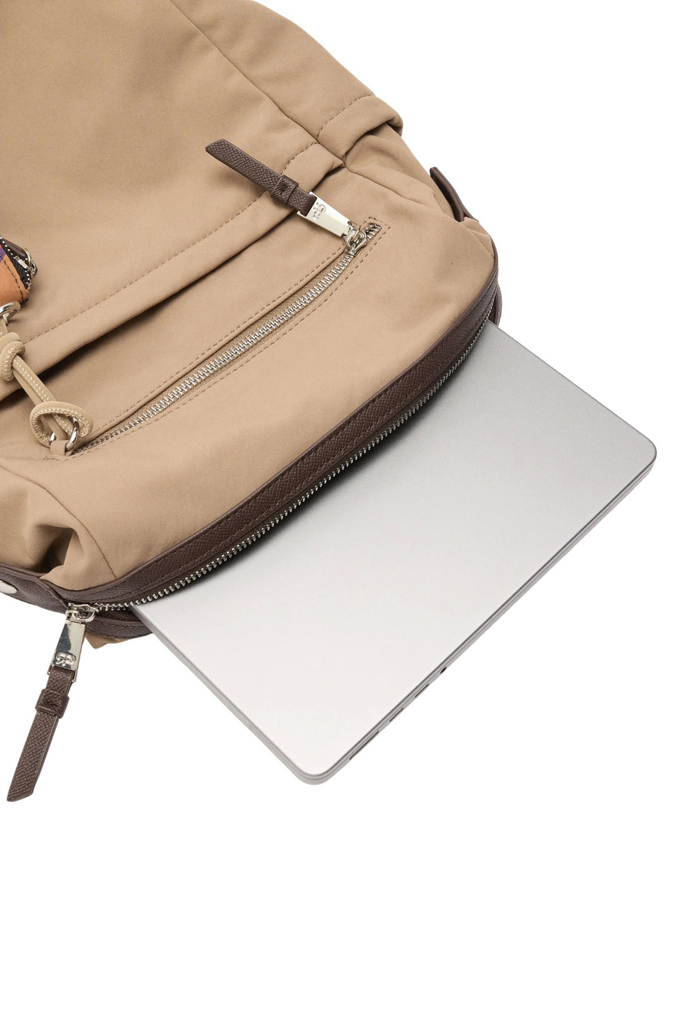 Рюкзак нейлоновый для ноутбука|Основной цвет:Бежевый Женский Parfois Рюкзак нейлоновый для ноутбука (цвет ), артикул 241473 | Фото 4